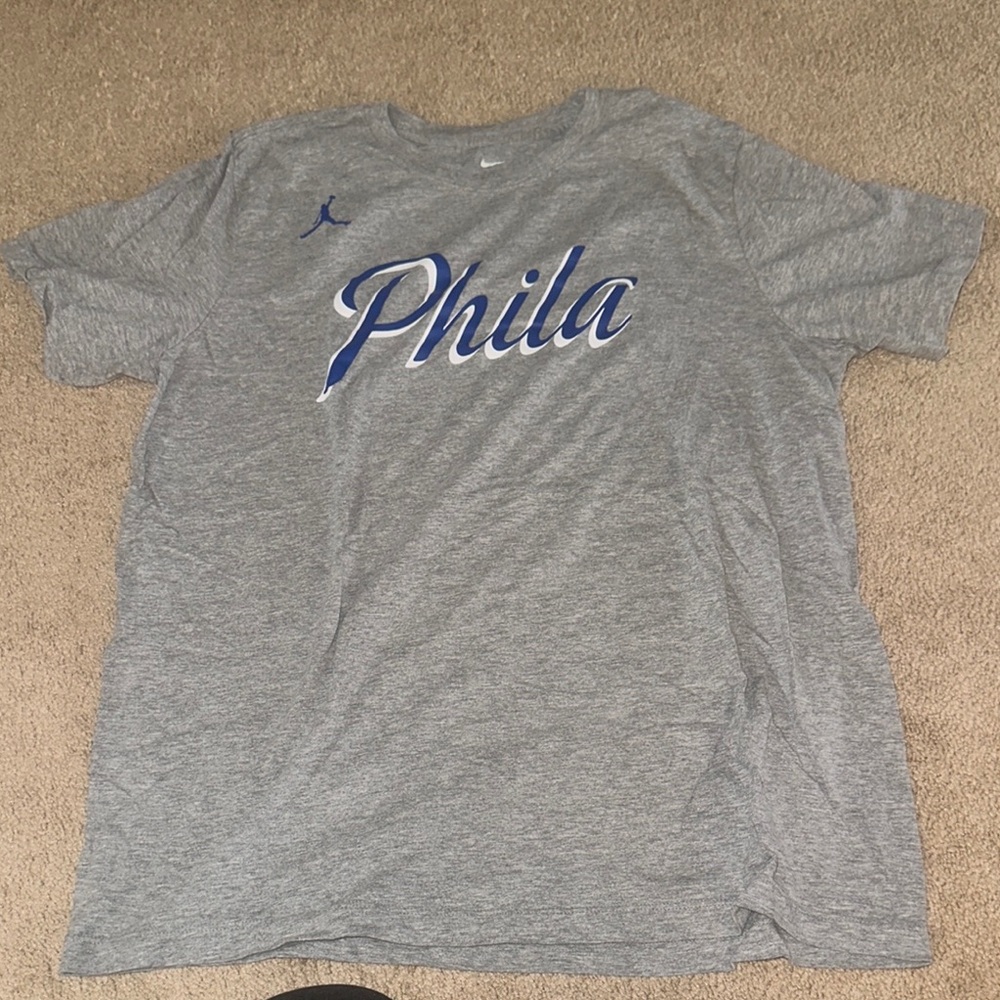 Nike Gray Men's 76ers Shirt